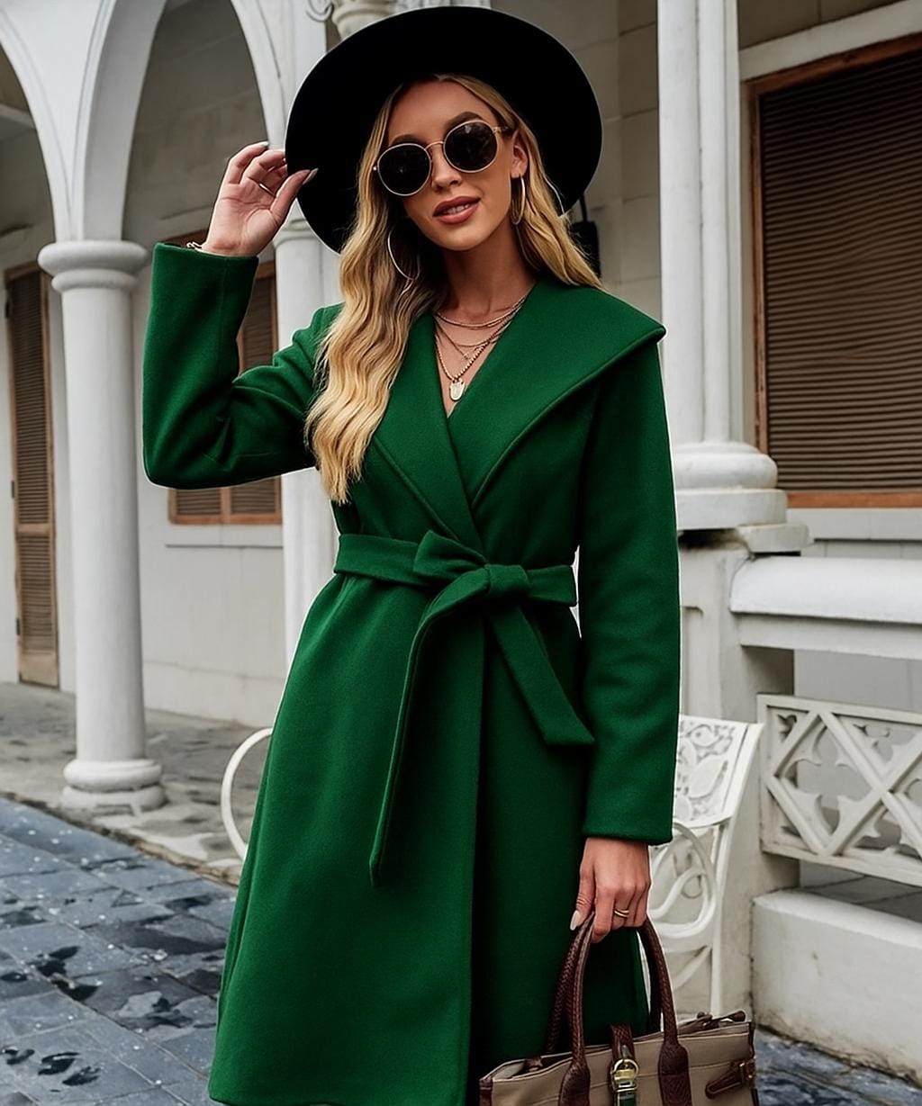 Wool coat for autumn and winter