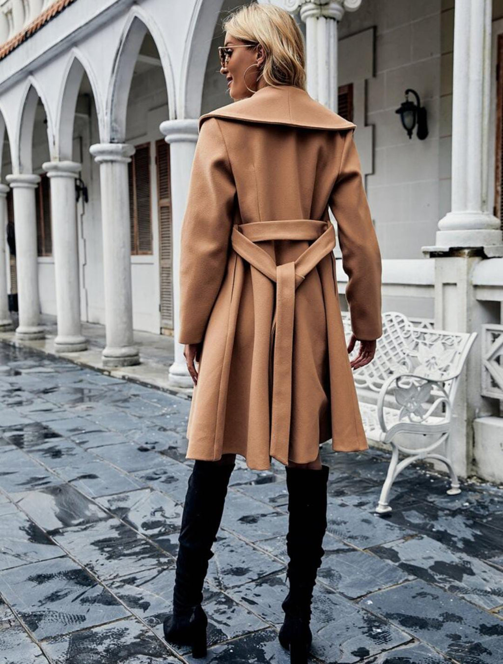 Wool coat for autumn and winter